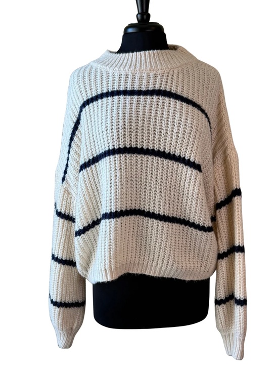 HYFVE Sweaters - HYFVE Sweater Size Large Striped Cream Navy Shaker Knit